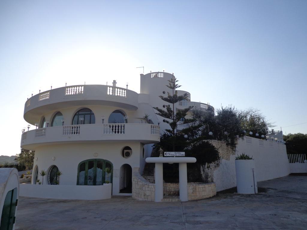 Hotel Falco D'Oro Cisternino Exterior photo
