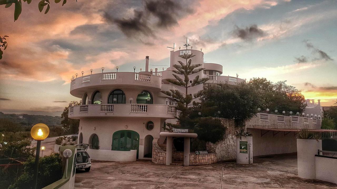 Hotel Falco D'Oro Cisternino Exterior photo